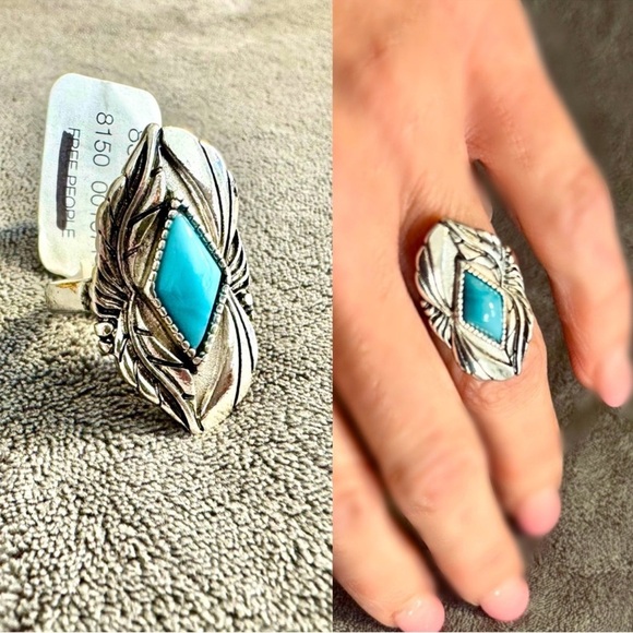 New Free People Ring - Picture 1 of 3